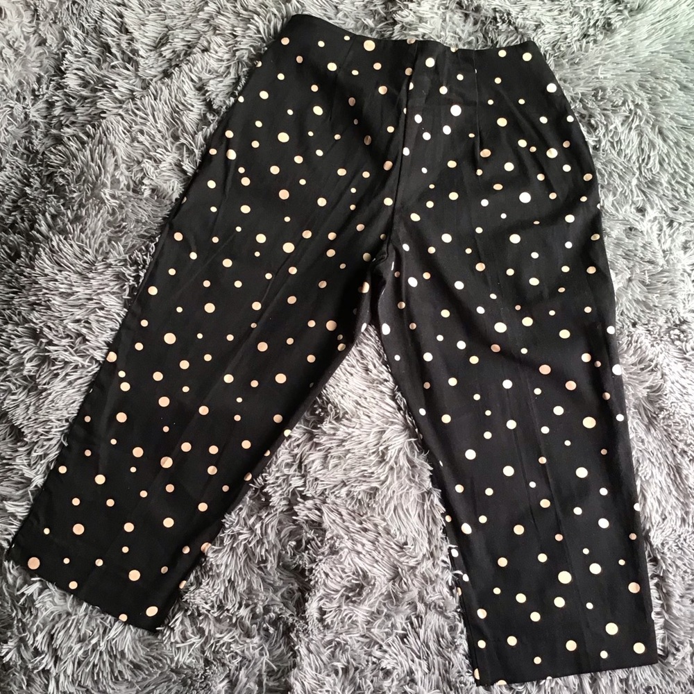 Vintage Capris by Briggs. Black with Tan Dots. 10P